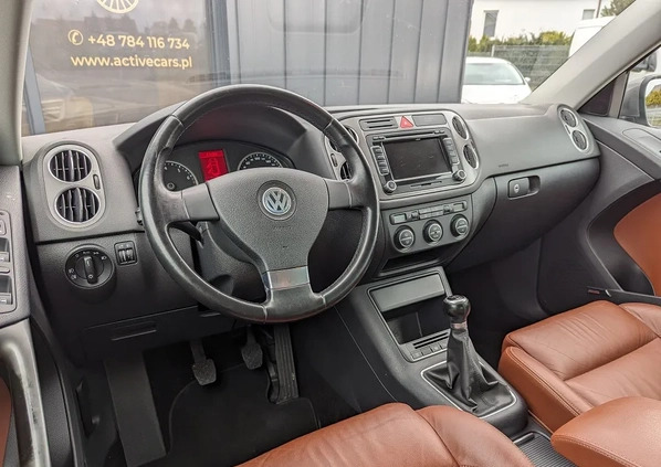 Volkswagen Tiguan cena 34999 przebieg: 230000, rok produkcji 2008 z Sieniawa małe 497